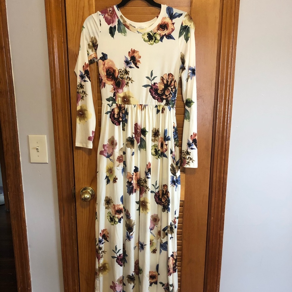 Long sleeve maxi dress